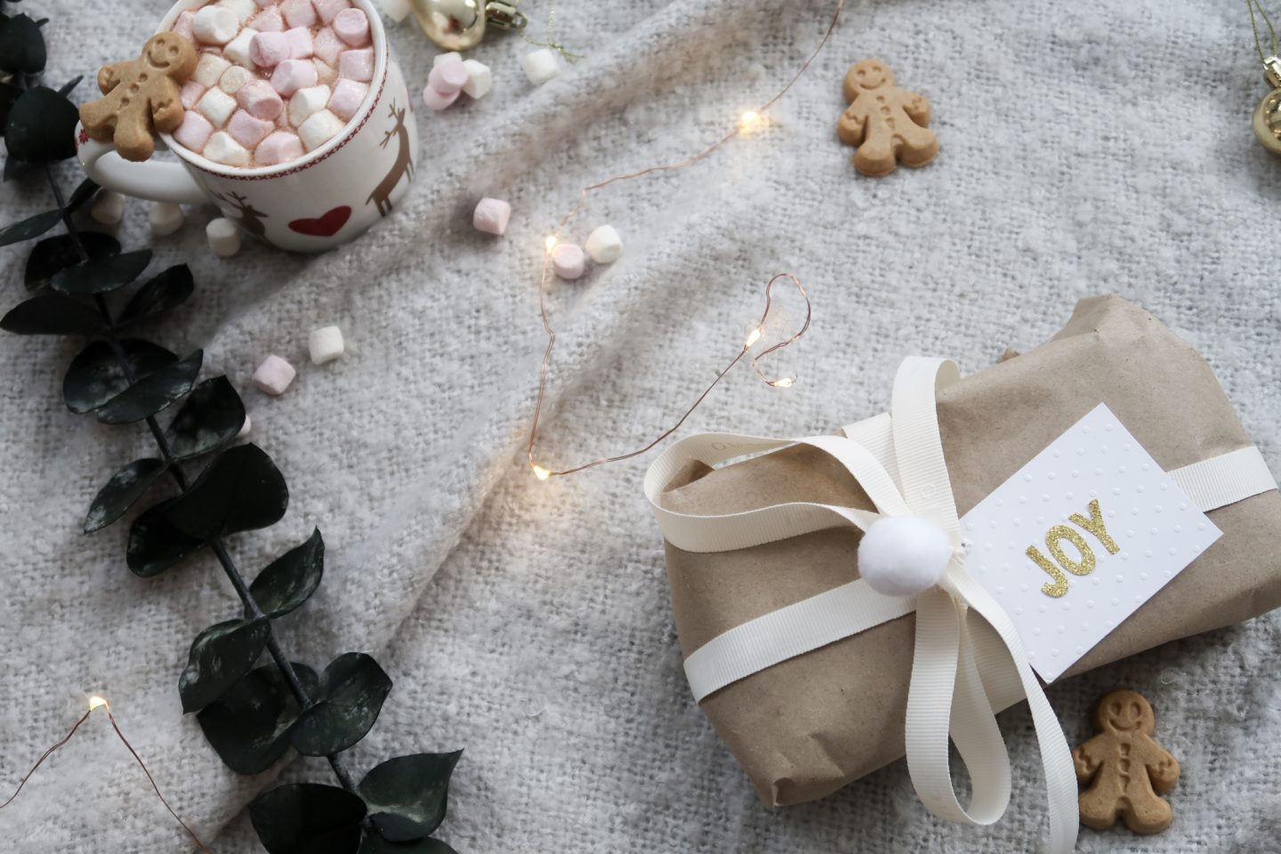 Christmas brown wrapping paper ideas