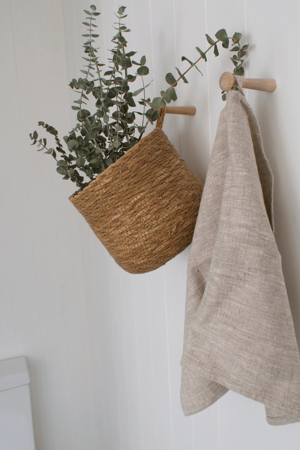farmhouse style bathroom