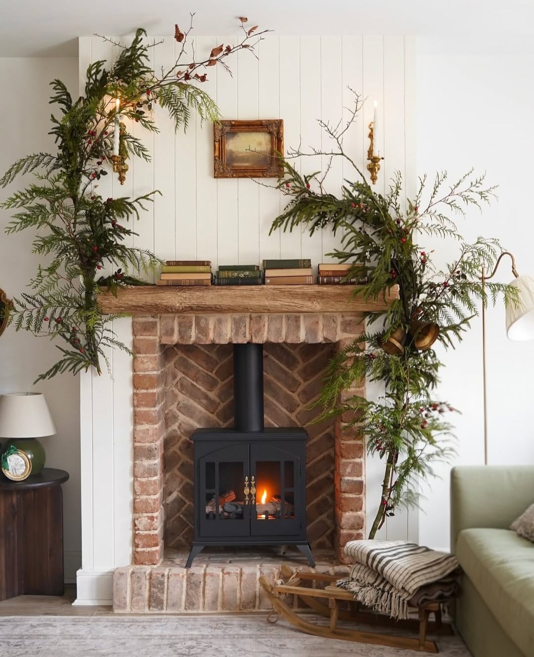 Christmas fireplace decor 2