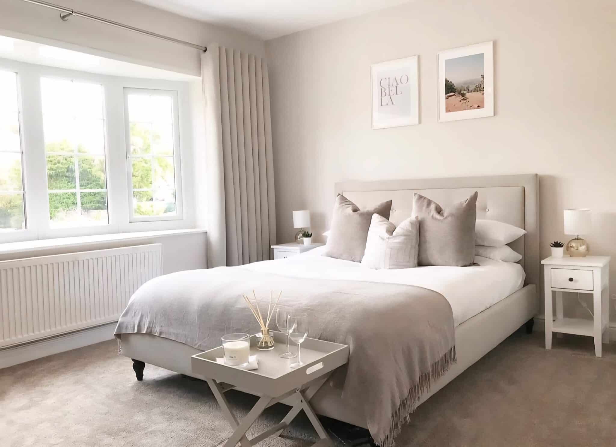 What colours go with Dulux Nutmeg White 3 scaled