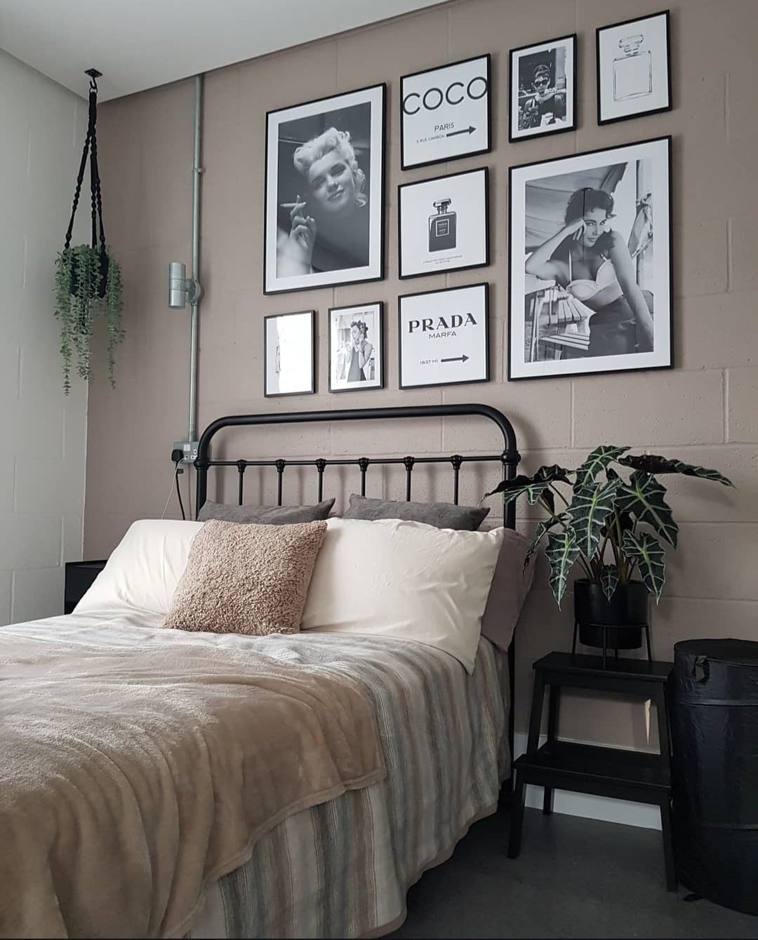 What colours go with Dulux Soft Truffle 4