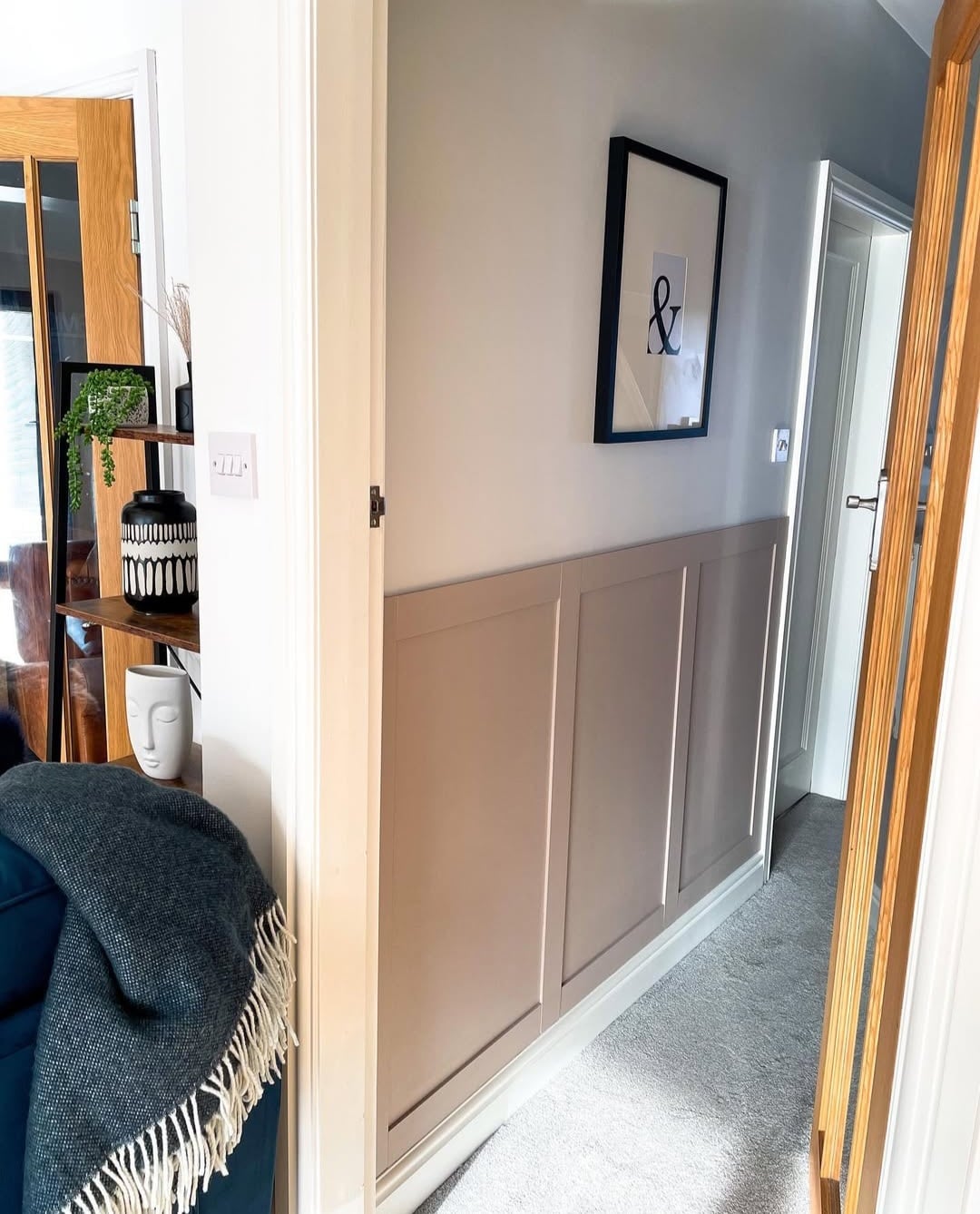 What colours go with Dulux Soft Truffle 5