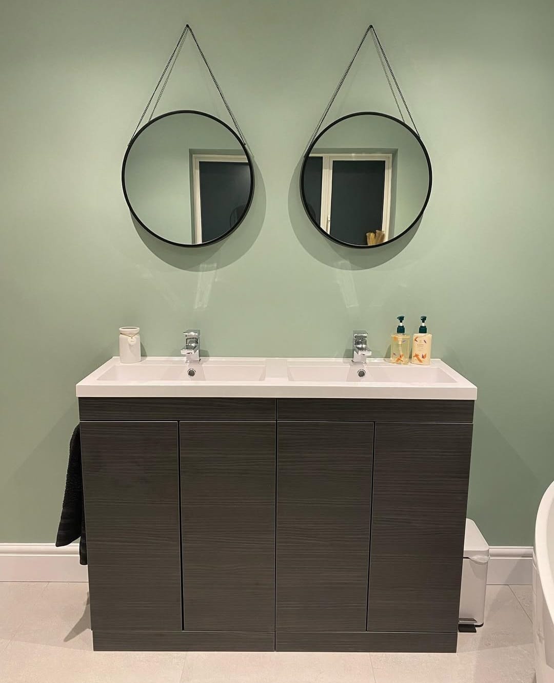 Dulux heritage sage green