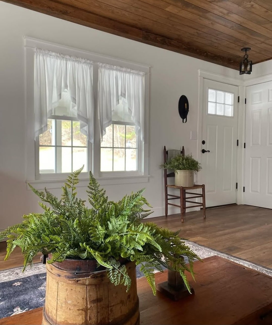 Shiplap ceiling ideas 2