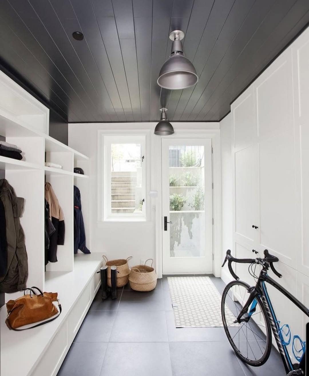 Shiplap ceiling ideas 4