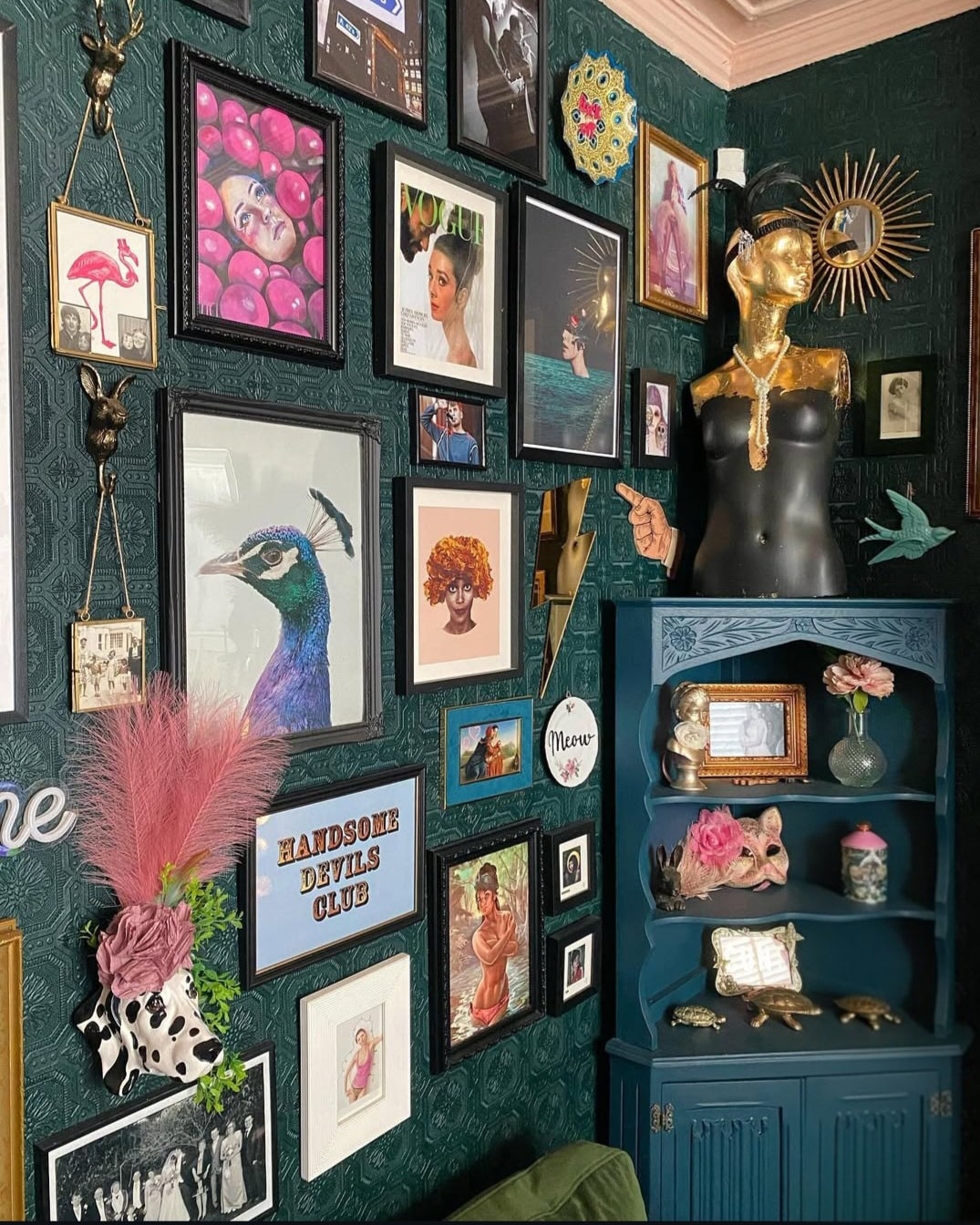 Dark maximalist decor 2