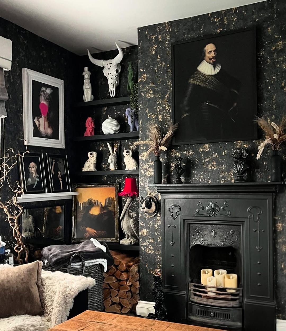 Dark maximalist decor 4