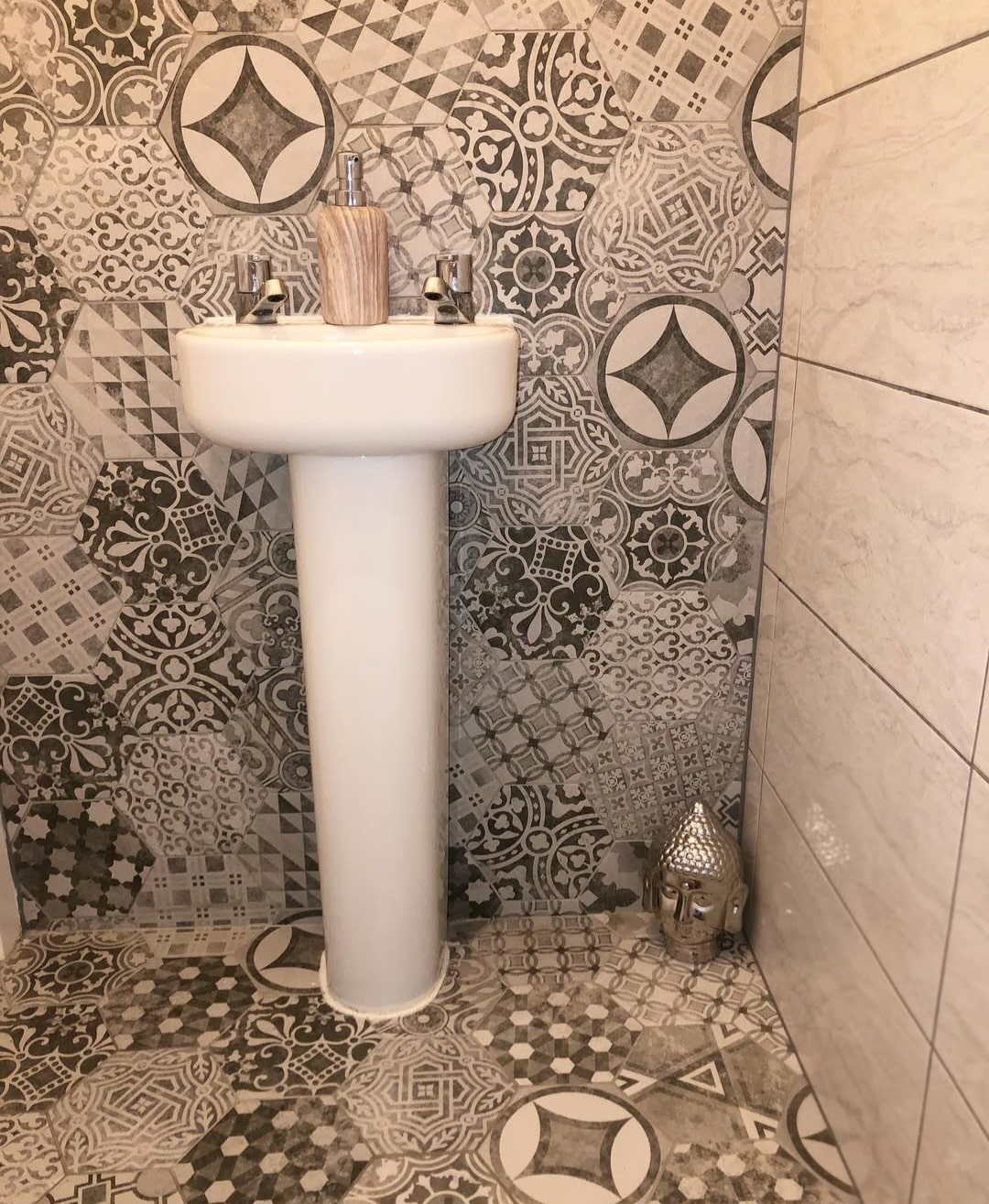 Grey downstairs toilet ideas 2
