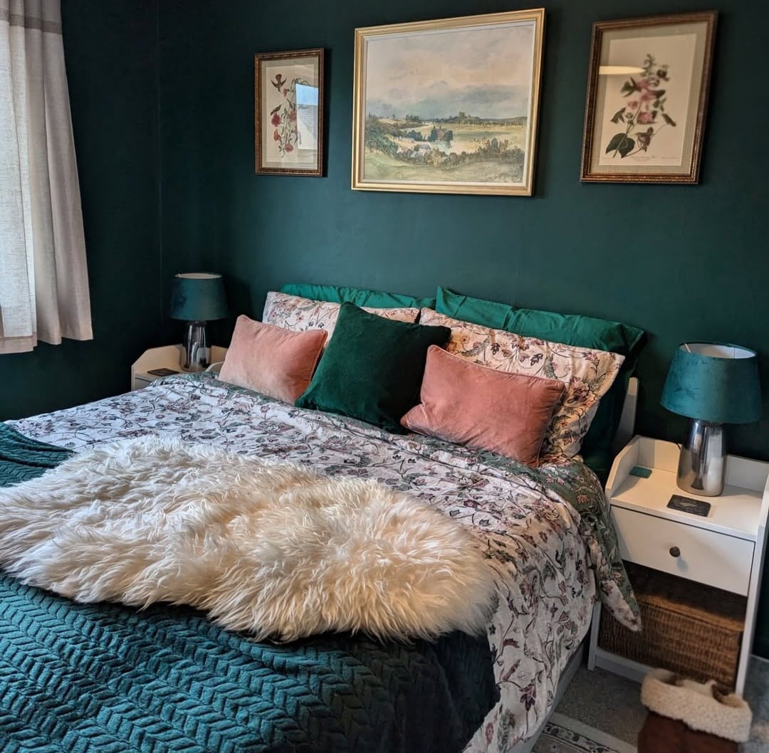 Dulux Pine Needle