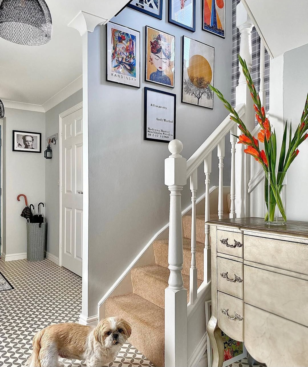 Grey and white hallway ideas 1