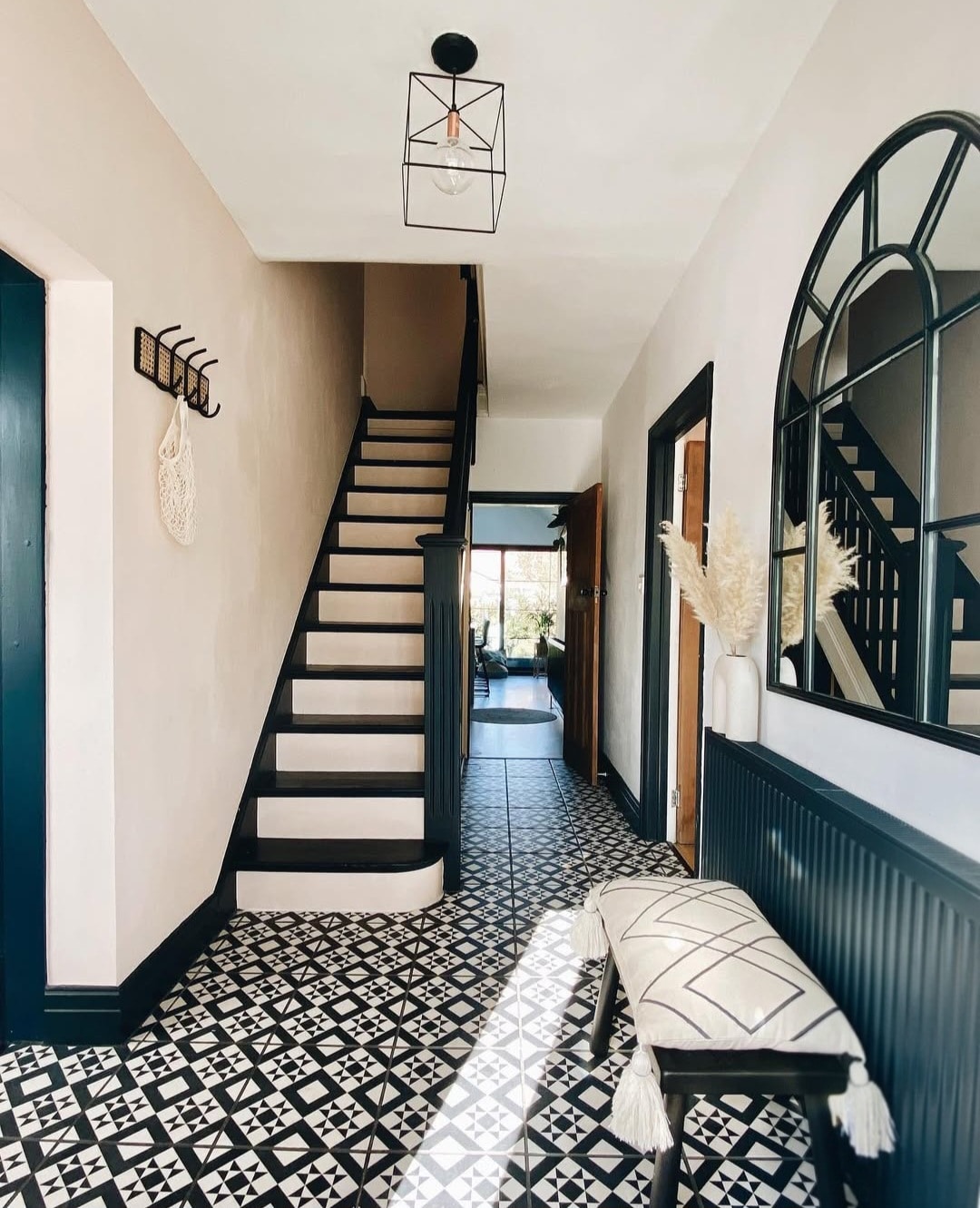 Tiled hallway ideas 4
