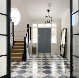11 Grey and White Hallway Ideas For A Lasting Impression - Sleek-chic ...