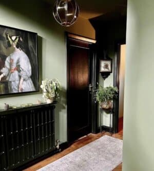 19 Sage Green Hallway Ideas For A Welcoming Space - Sleek-chic Interiors