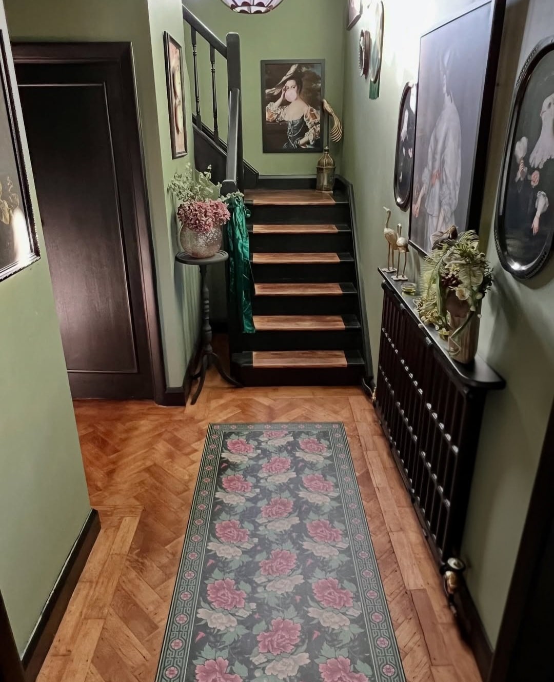 Long hallway carpet runners 2