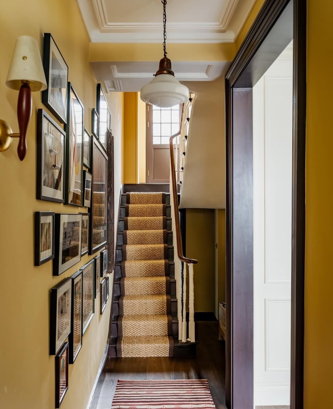 Yellow hallway ideas 2