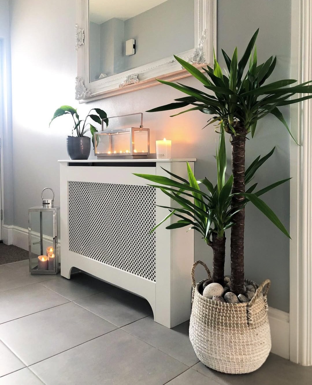 Grey hallway ideas 3 1