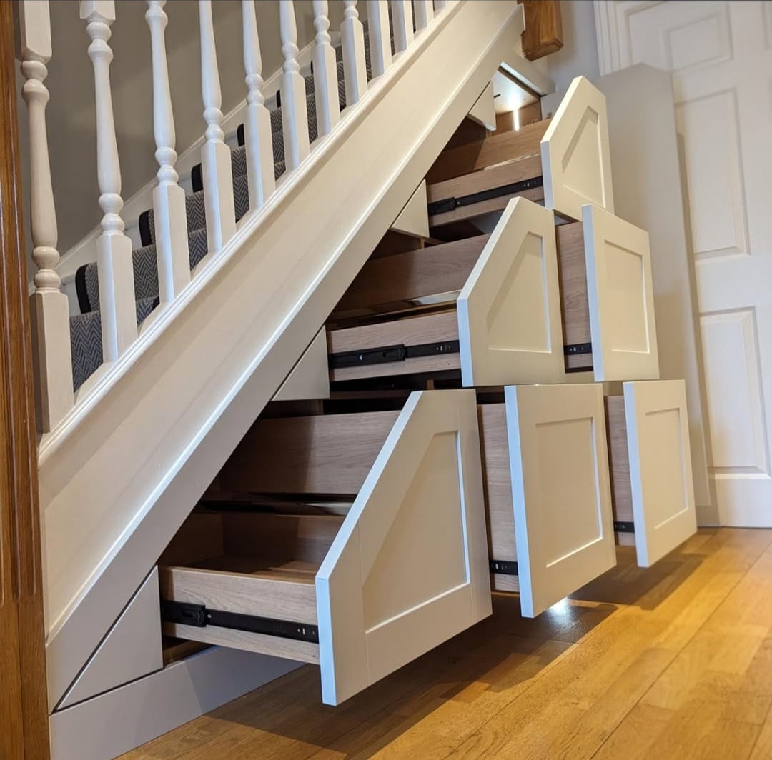 Narrow hallway storage 2