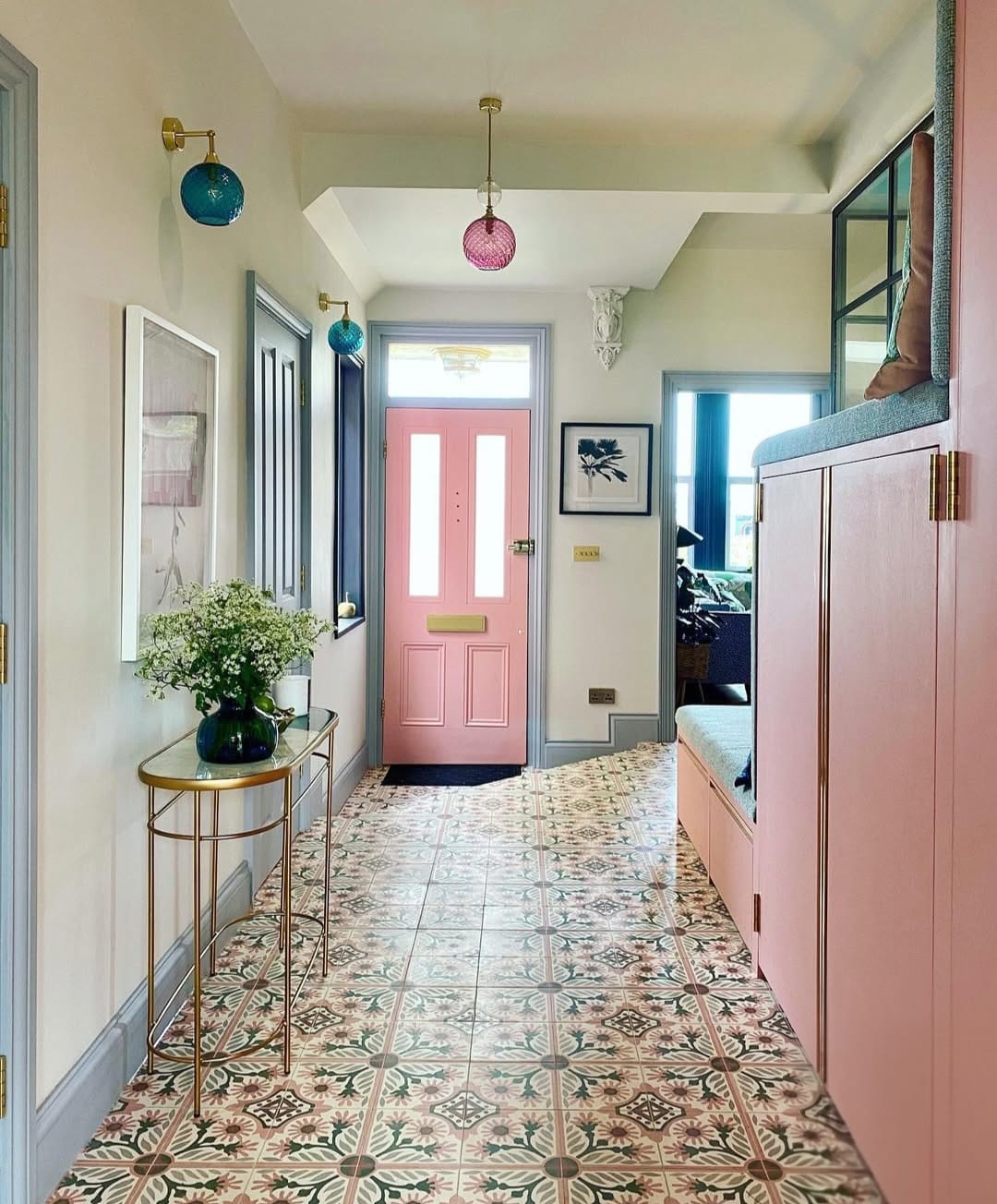 Pink hallway ideas 2