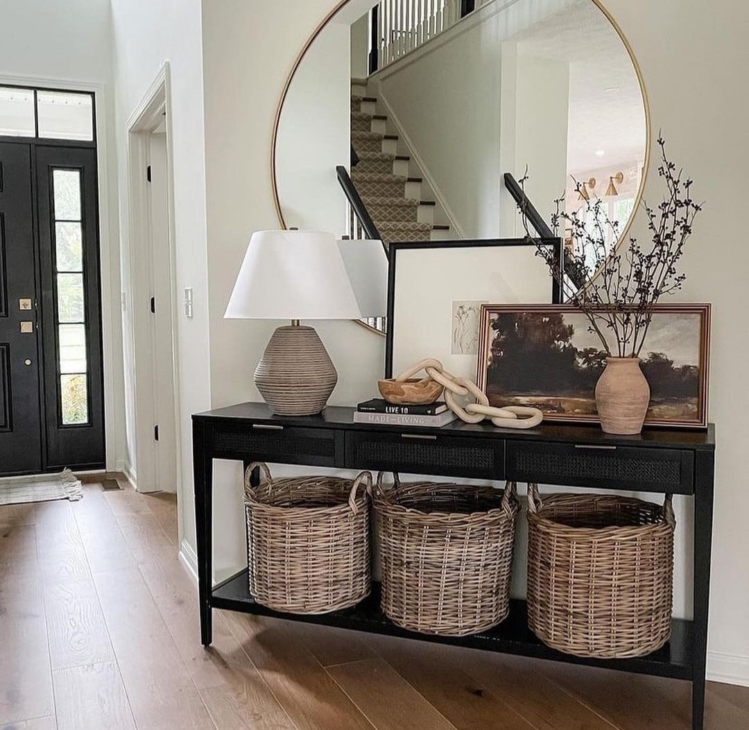 Small hallway decor ideas 2