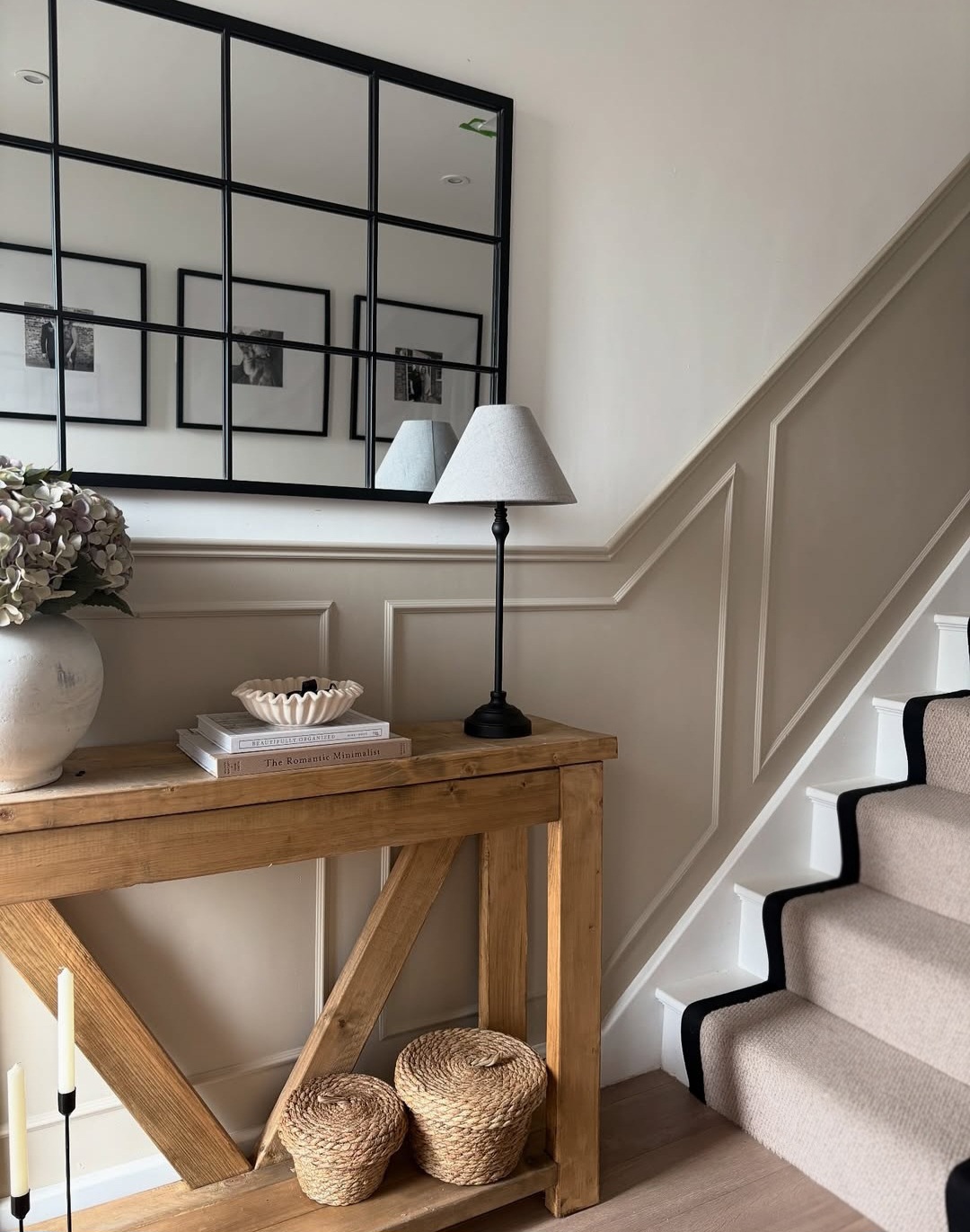 Taupe Hallway Ideas 3