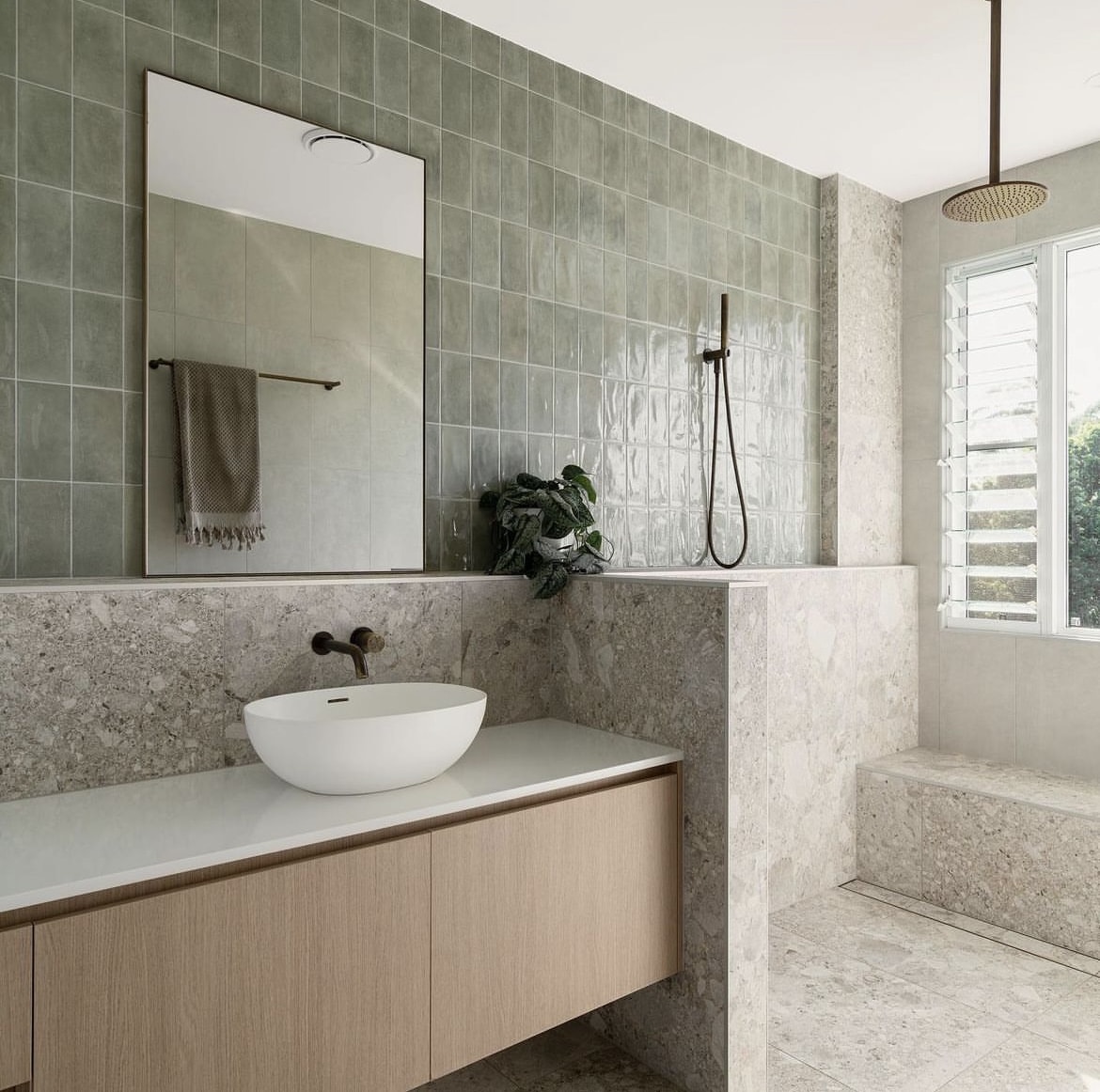 Half Tiled Small Bathroom Ideas Half Tiled Small Bathroom Ideas