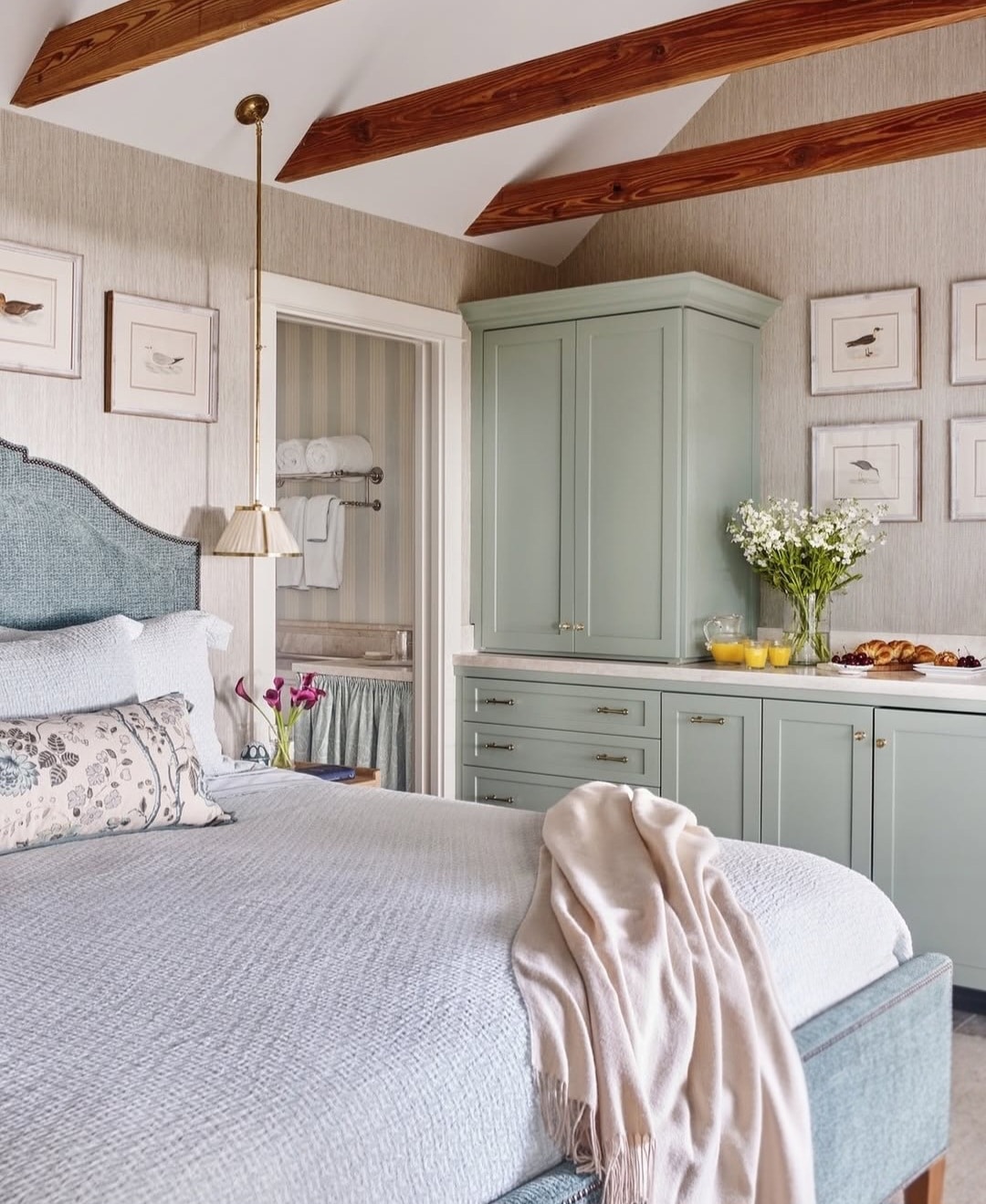Sage green bedroom ideas 4 1