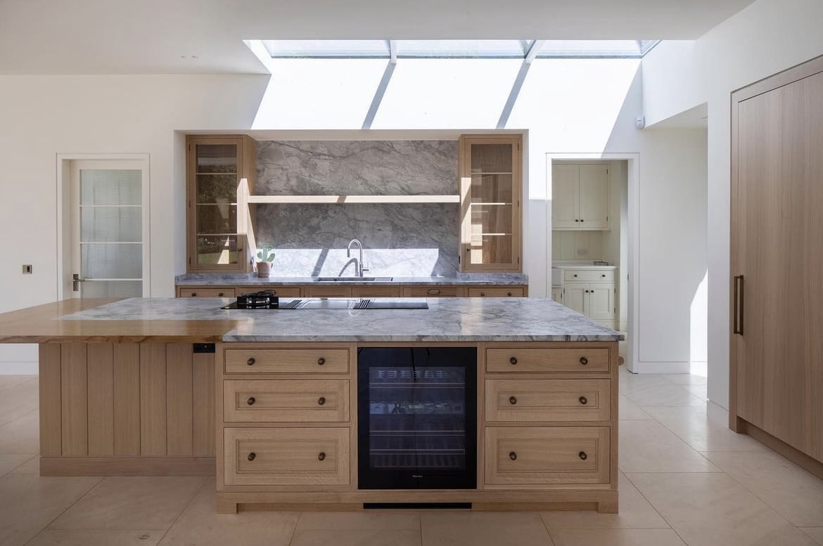 Flooring Ideas For Kitchen With Oak Cabinets