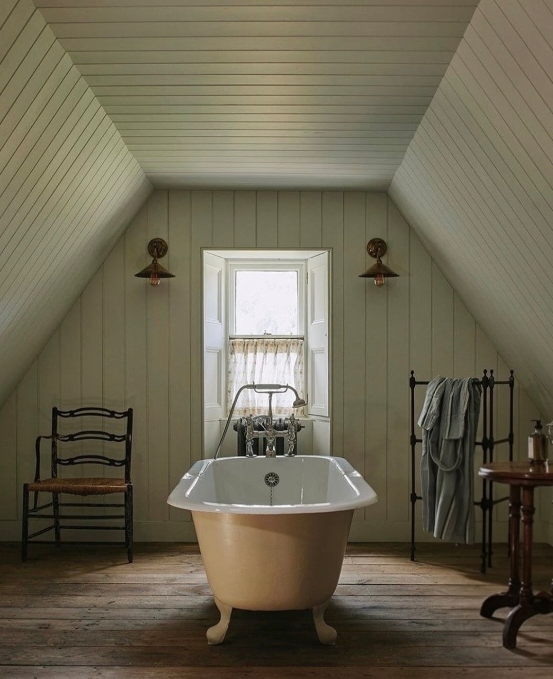 Attic bathroom ideas 3
