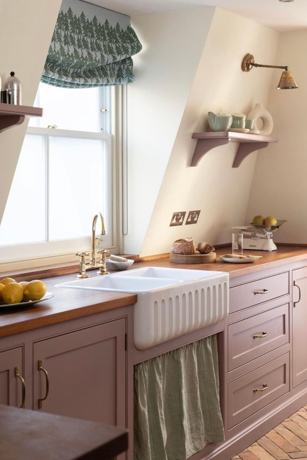 13 Inspiring Farrow and Ball Kitchen Colour Ideas In Real Homes - Sleek
