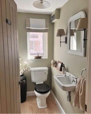 The Best Dulux Bathroom Paint Colours Ideas For 2024 - Sleek-chic Interiors