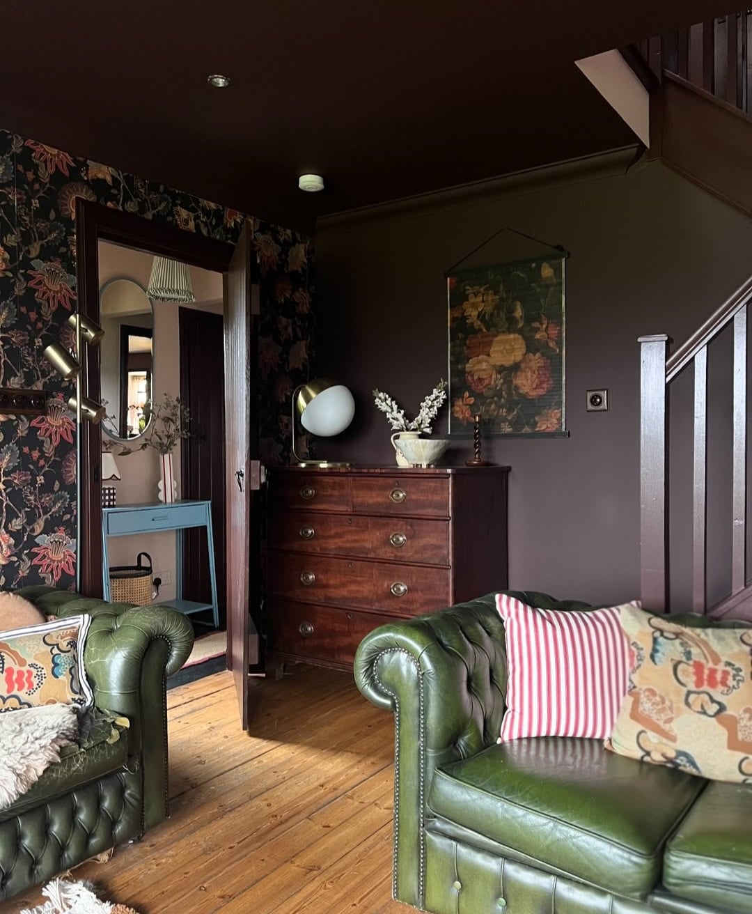 Brown living room ideas 15