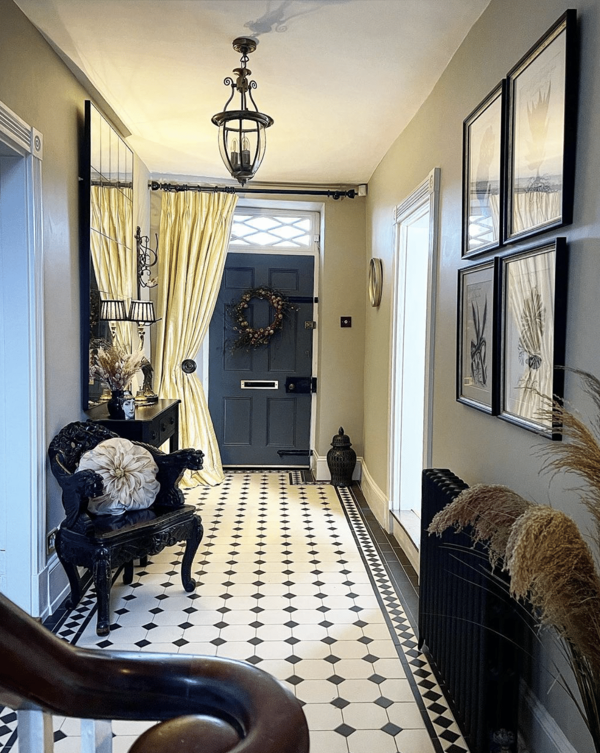 Georgian hallway 2