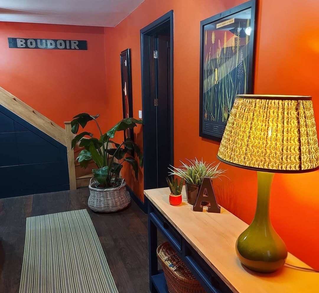 Orange hallway ideas 3 2