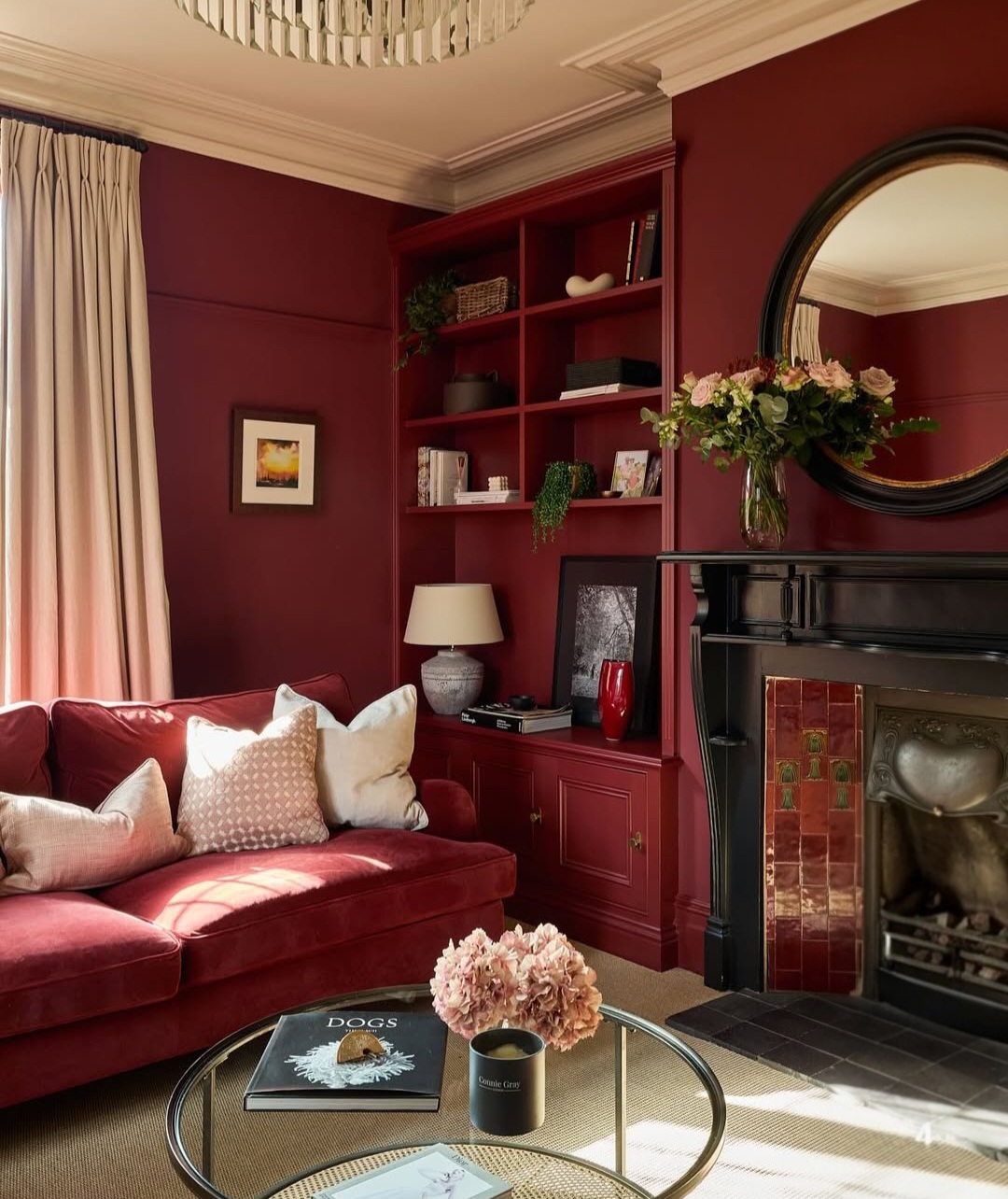 Red living room 4