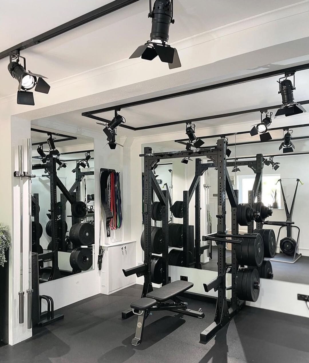 Small home gym ideas 2