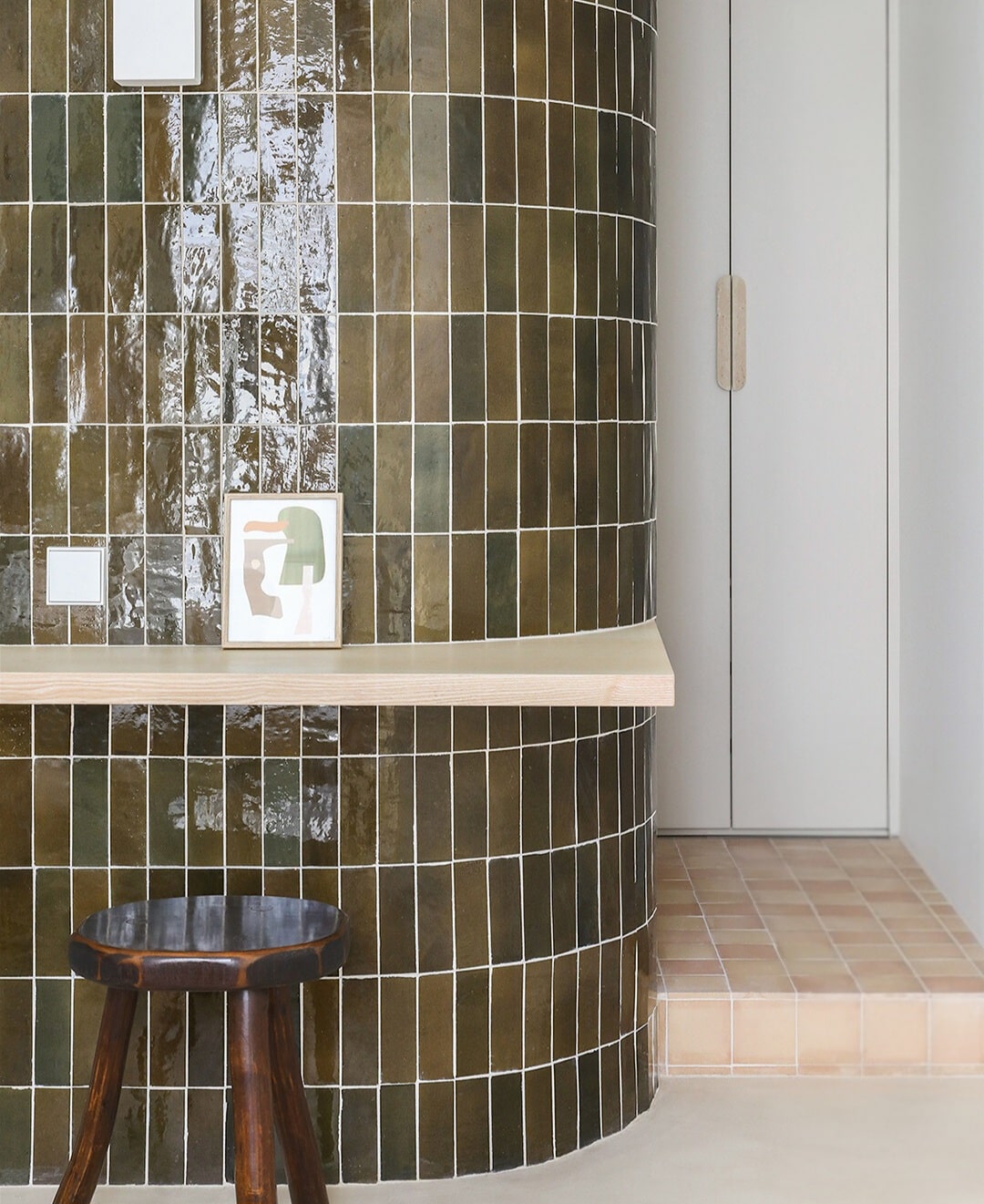 Vertical stacked tile ideas 3