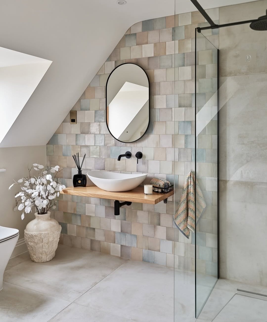 Small bathroom tile ideas
