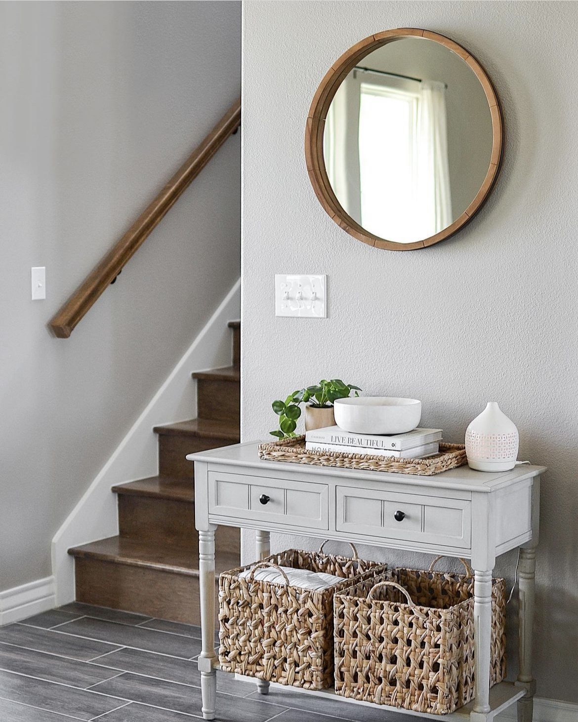 entryway table decor 21