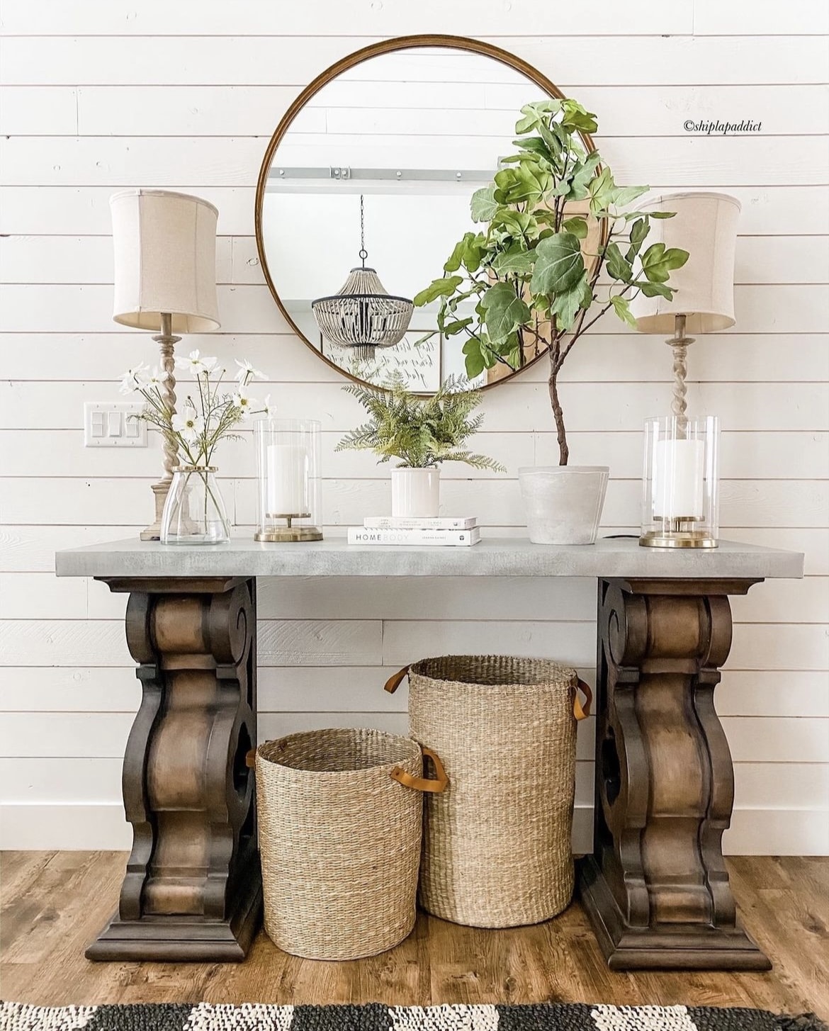 entryway table decor