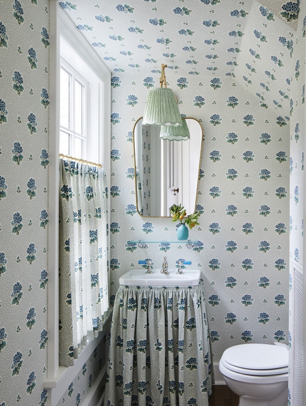 powder room
