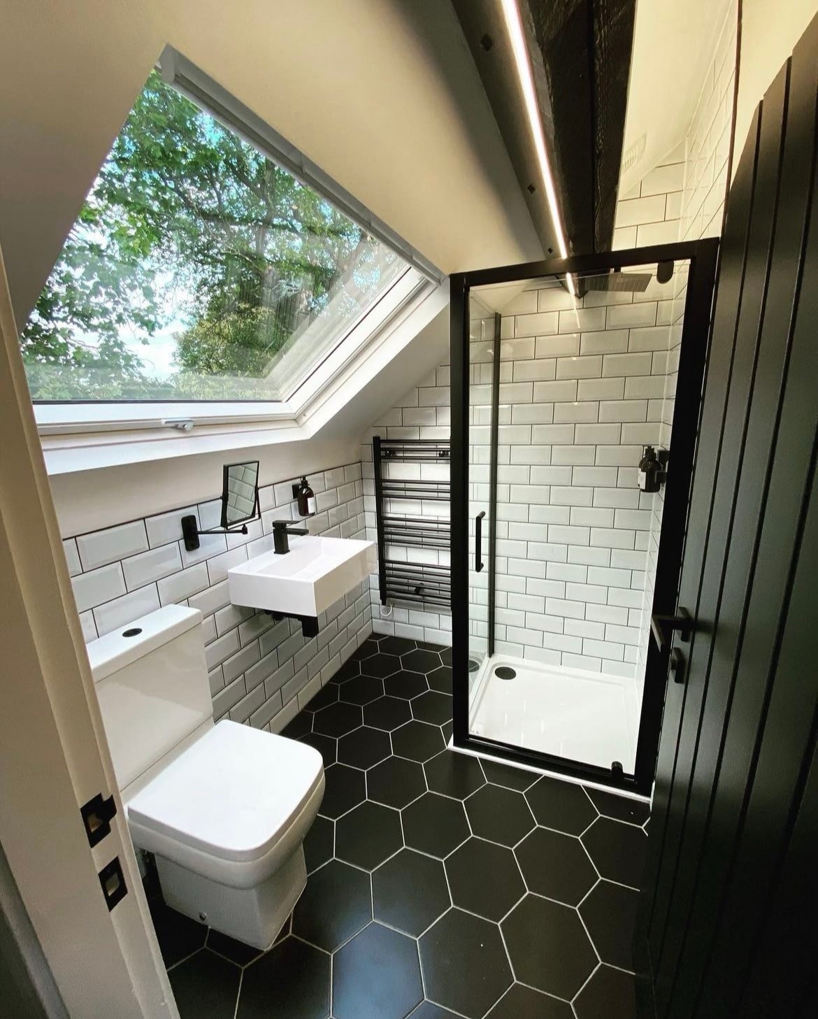 small bathroom tiles 7