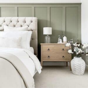 Trending Bedroom Feature Wall Ideas For 2025 - Sleek-chic Interiors
