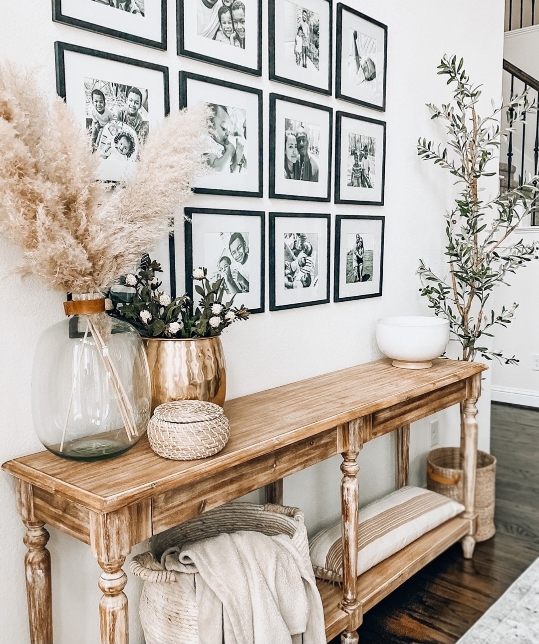 Dining room accent wall ideas 4
