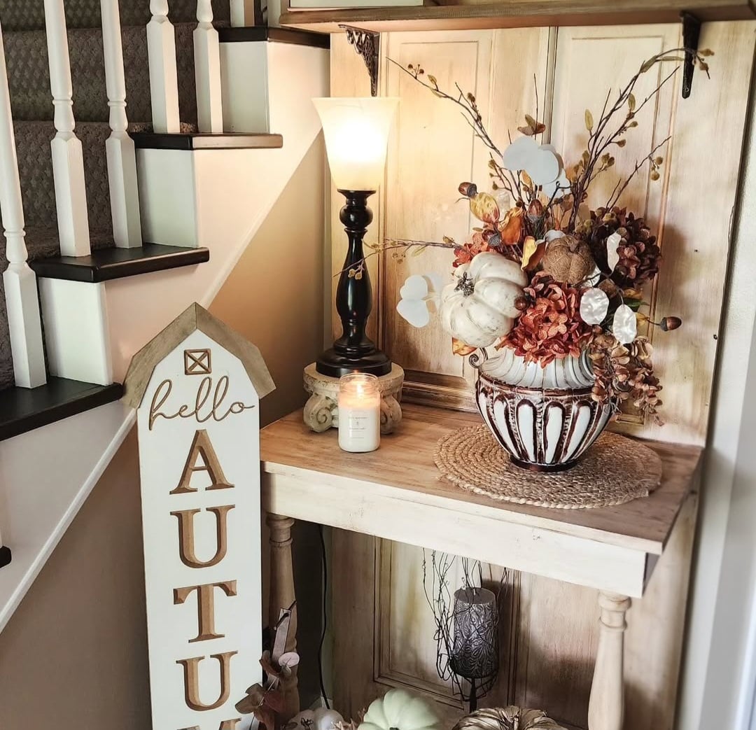 Fall entryway decor 2
