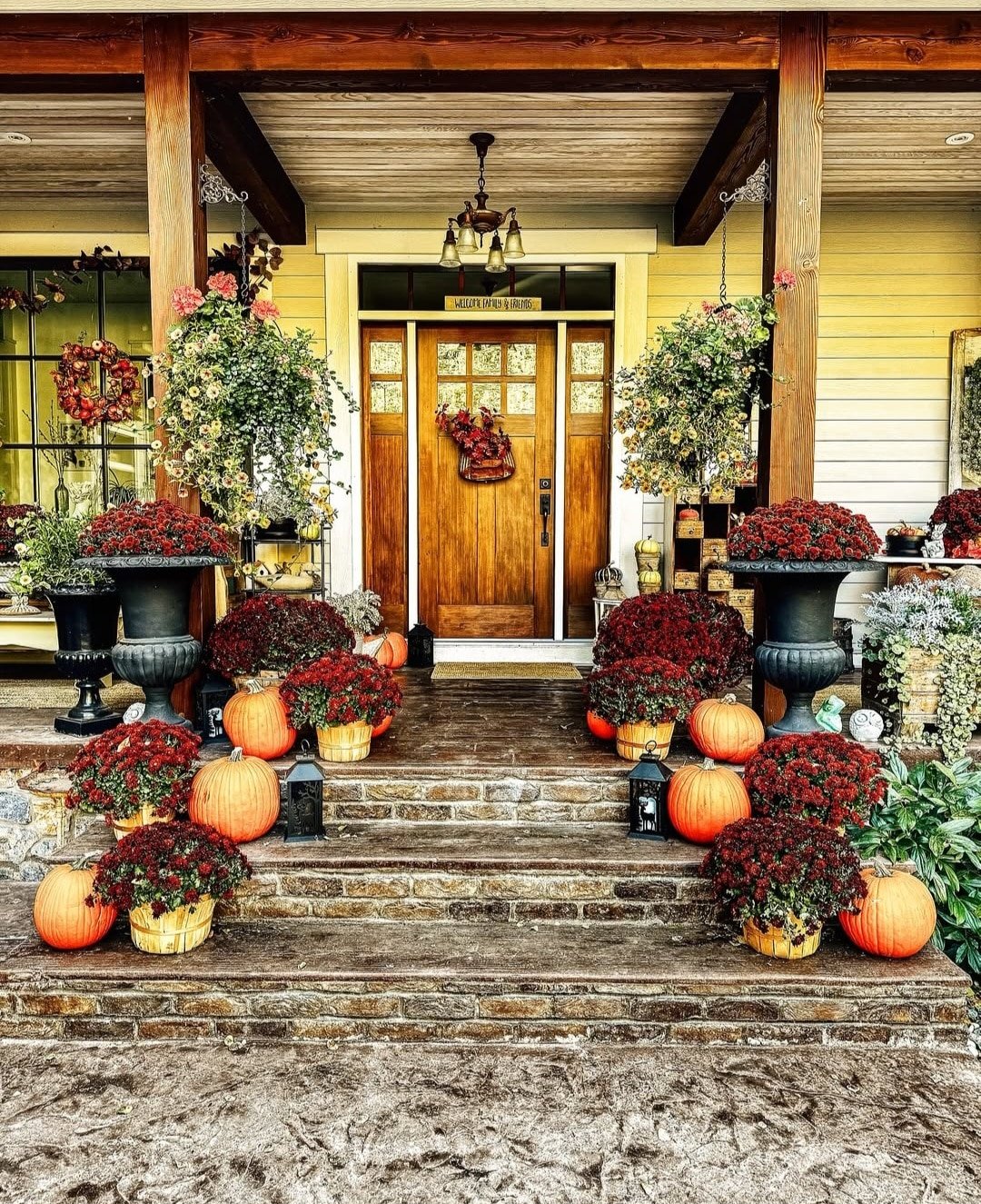 Fall porch decor 2 1