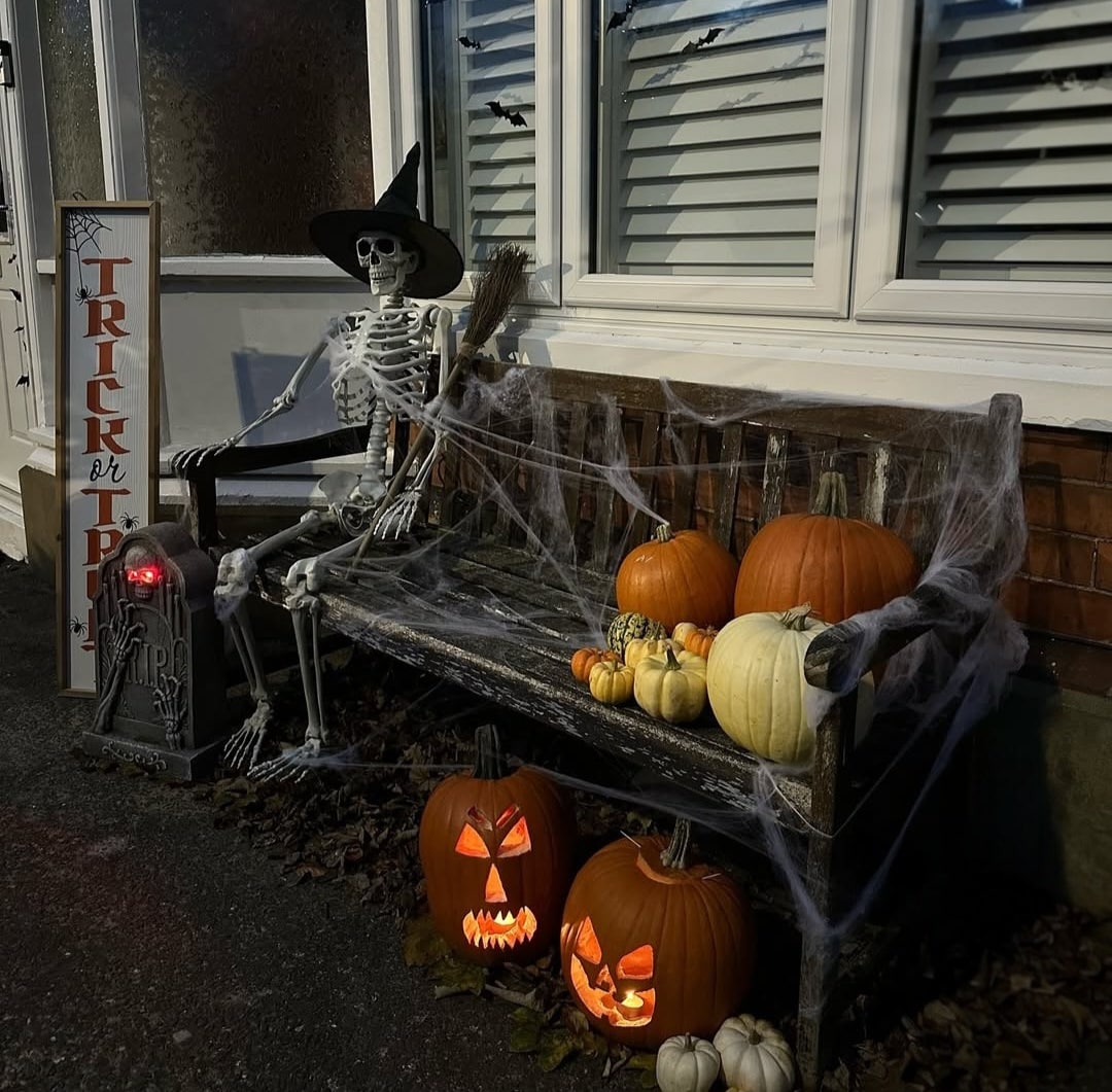 Halloween outdoor decorations 4