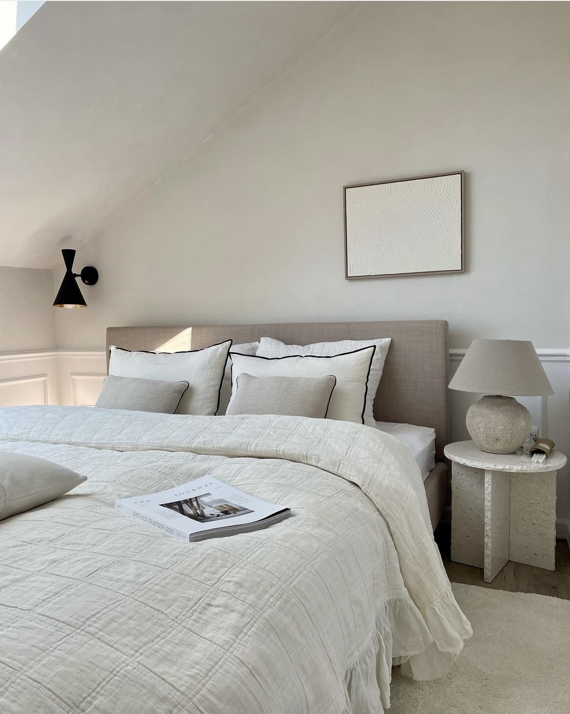 japandi bedroom 16
