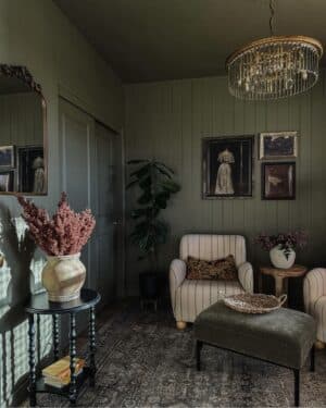 23 Bold Colour Drench Bedroom Ideas To Transform Your Space - Sleek ...