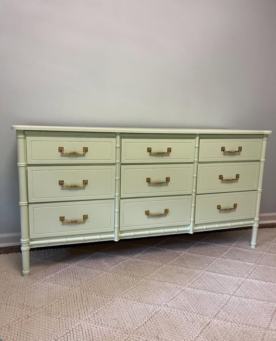 17 Benjamin Moore Green Paint Colours In Real Homes 10 Benjamin Moore Easter Hunt