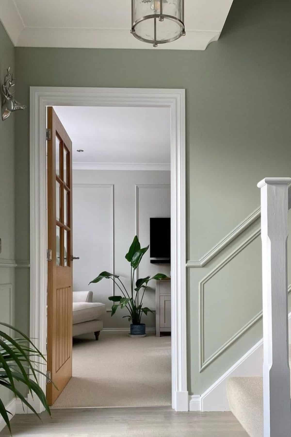 light affects paint colours